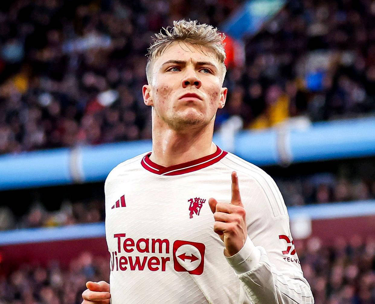 马德里竞技主场平局,保持稳定,全场震撼 马德里竞技主场平局,保持稳定,全场震撼