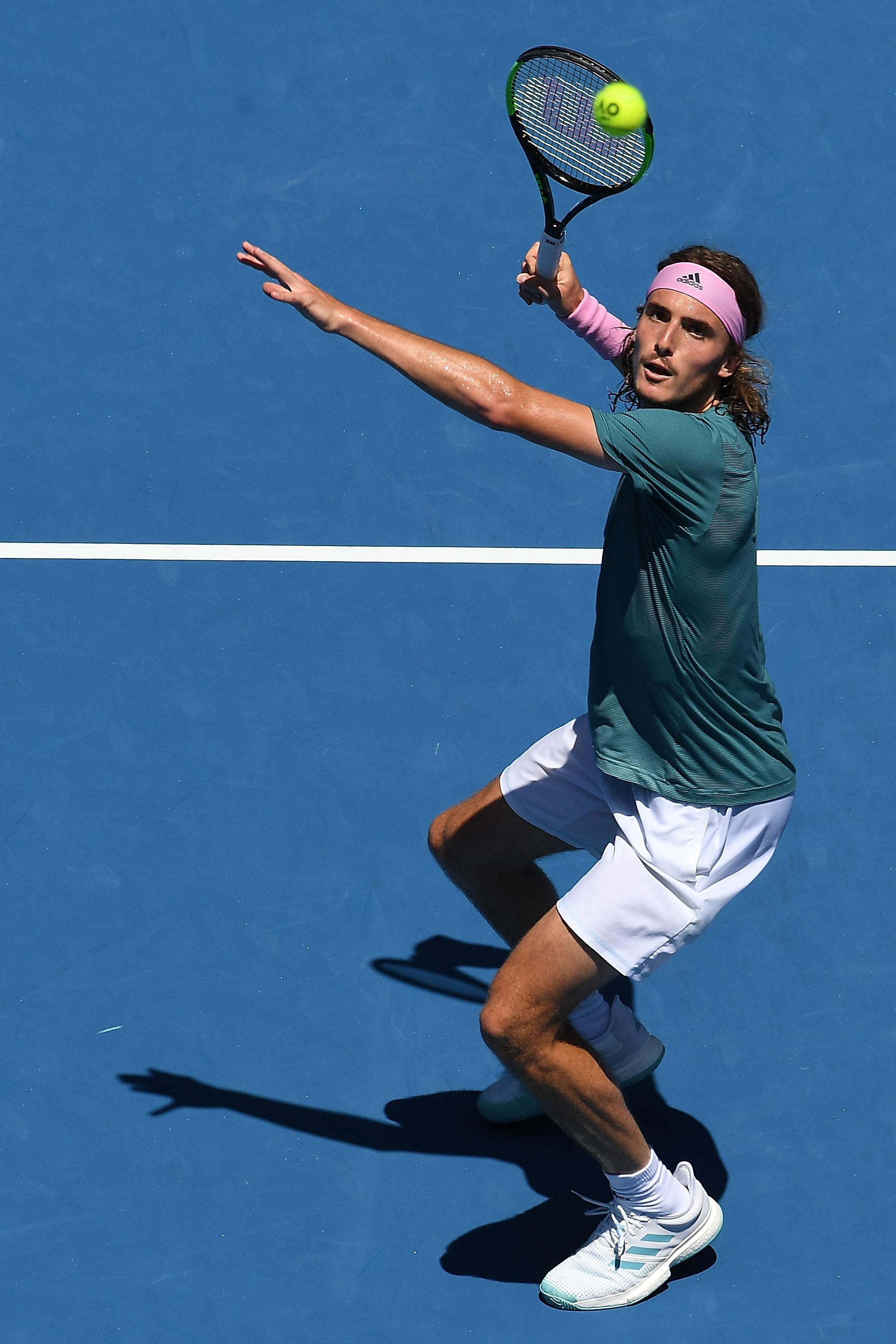 关于年终总决赛鏖战澳网，西西帕斯统治全场的信息