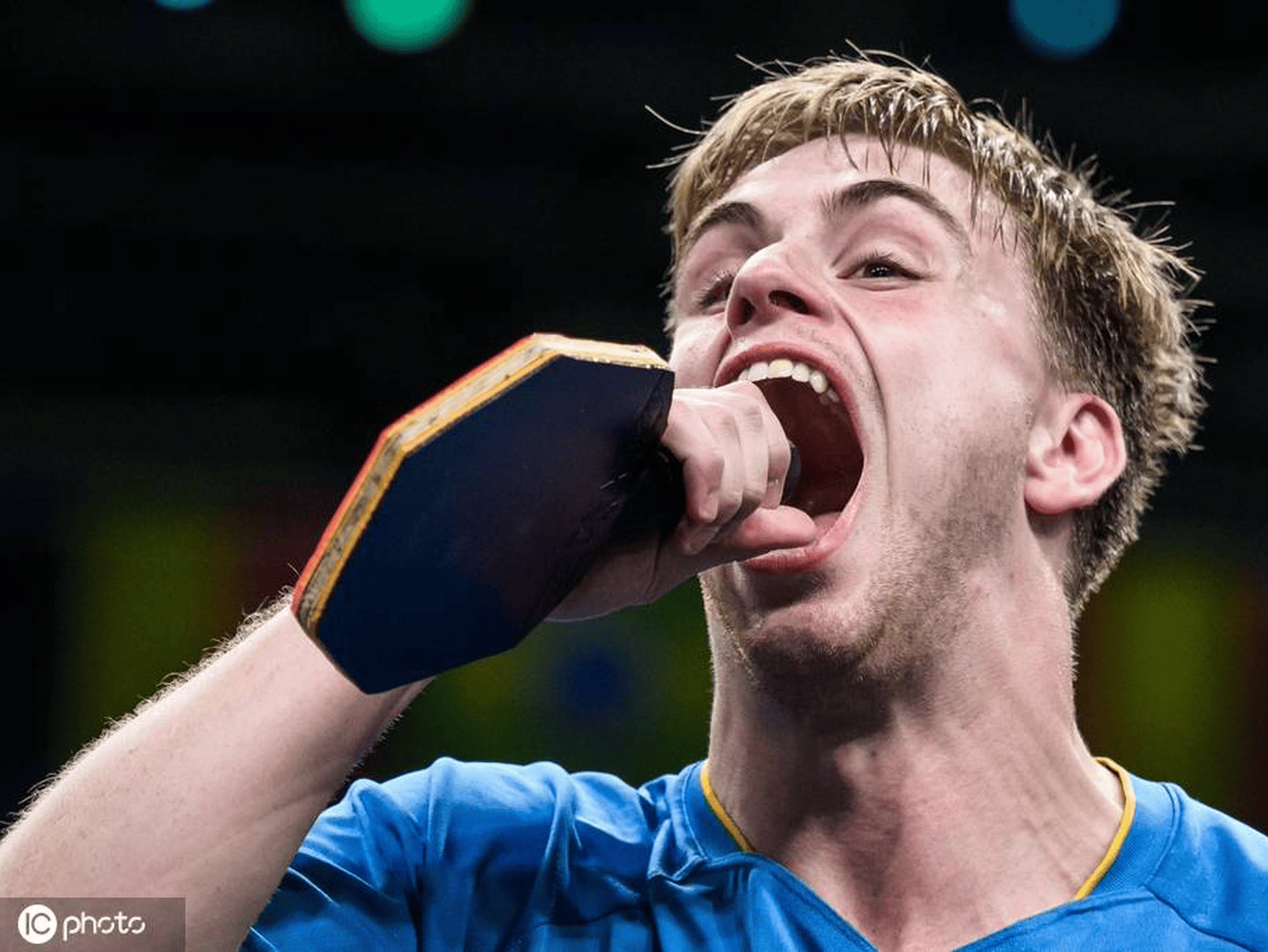 奥地利队鏖战德国队,奥恰洛夫惊艳四座的简单介绍 奥地利队鏖战德国队,奥恰洛夫惊艳四座的简单介绍